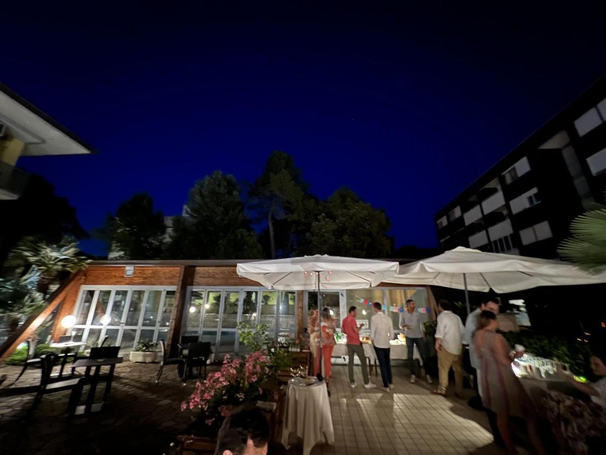 Hotel Ai Pini Grado Exterior foto